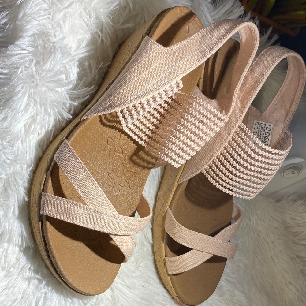 Skechers Women's Wedges in Blush and Tan